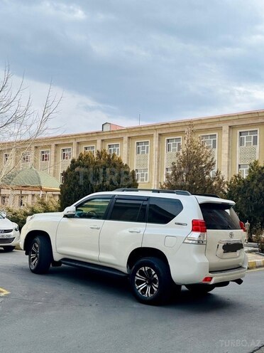 Toyota Land Cruiser Prado 2012, 200,000 km - 2.7 l - Bakı