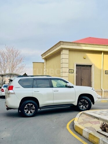 Toyota Land Cruiser Prado 2012, 200,000 km - 2.7 l - Bakı