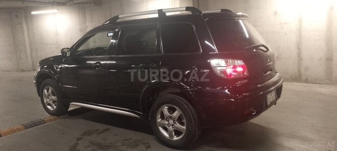 Mitsubishi Airtrek 2005, 258,000 km - 2.4 l - Bakı