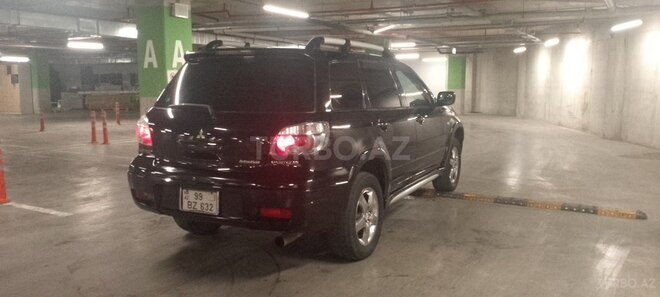 Mitsubishi Airtrek 2005, 258,000 km - 2.4 l - Bakı
