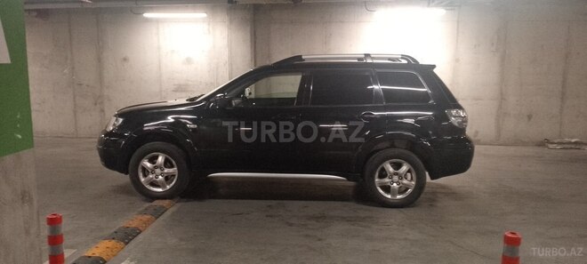 Mitsubishi Airtrek 2005, 258,000 km - 2.4 l - Bakı