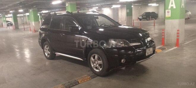 Mitsubishi Airtrek 2005, 258,000 km - 2.4 l - Bakı