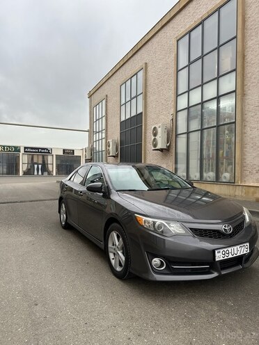 Toyota Camry 2014, 177,028 km - 2.5 л - Bakı