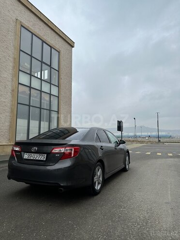 Toyota Camry 2014, 177,028 km - 2.5 л - Bakı