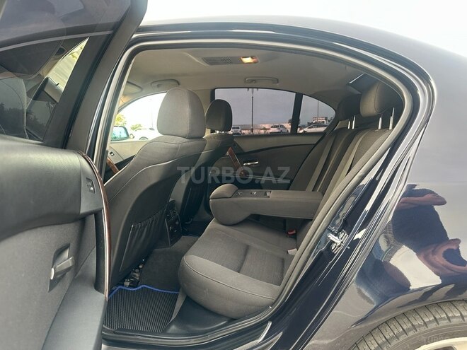 BMW 525 2006, 327,000 km - 2.5 l - Sumqayıt