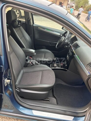 Opel Astra 2007, 180,000 km - 1.4 l - Bakı