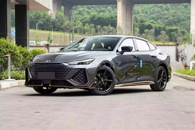 Changan  2025, 5 km - 1.5 л - Bakı