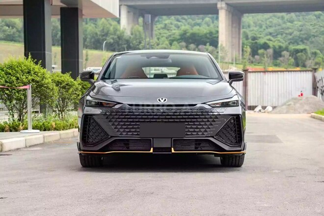 Changan  2025, 5 km - 1.5 л - Bakı