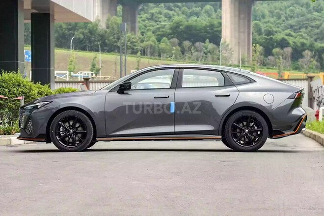 Changan  2025, 5 km - 1.5 л - Bakı
