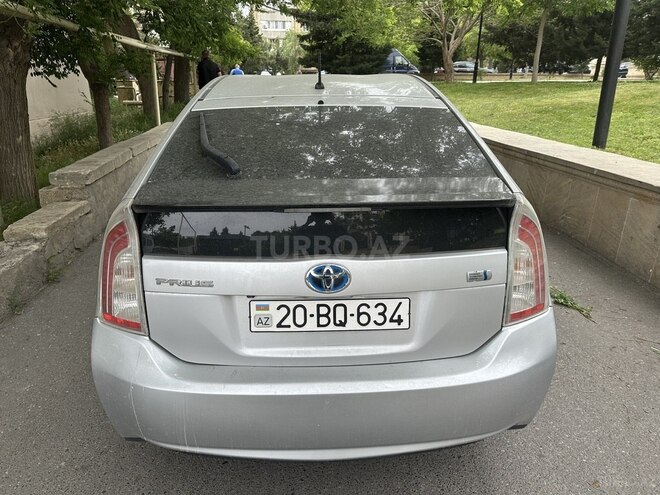 Toyota Prius 2015, 190,000 km - 1.8 л - Bakı