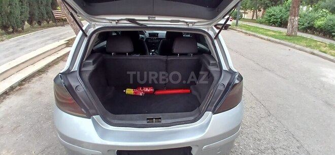 Opel Astra 2006, 298,000 km - 1.3 l - Ağcabədi
