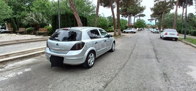 Opel Astra 2006, 298,000 km - 1.3 l - Ağcabədi
