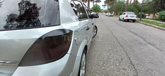 Opel Astra 2006, 298,000 km - 1.3 l - Ağcabədi