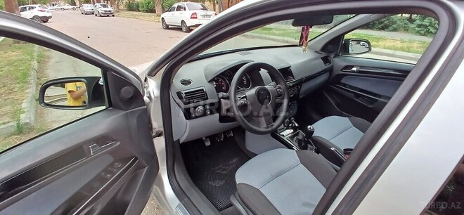 Opel Astra 2006, 298,000 km - 1.3 l - Ağcabədi