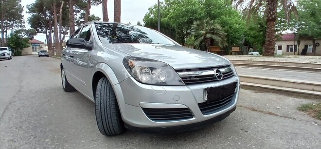 Opel Astra 2006, 298,000 km - 1.3 l - Ağcabədi