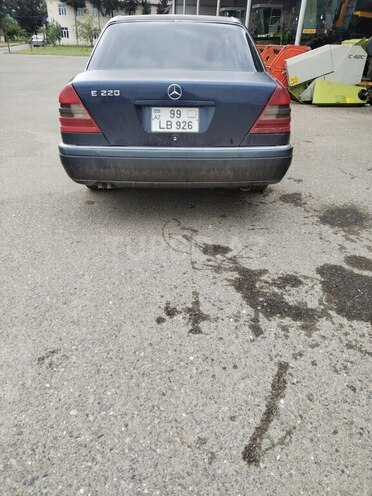 Mercedes C 220 1995, 379,892 km - 2.2 l - Tovuz