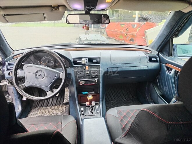Mercedes C 220 1995, 379,892 km - 2.2 l - Tovuz