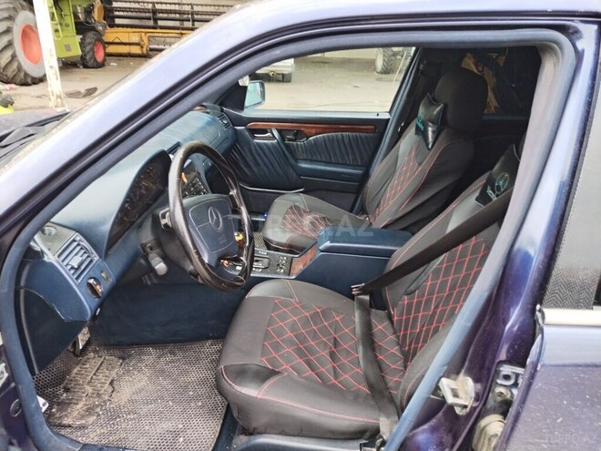 Mercedes C 220 1995, 379,892 km - 2.2 l - Tovuz