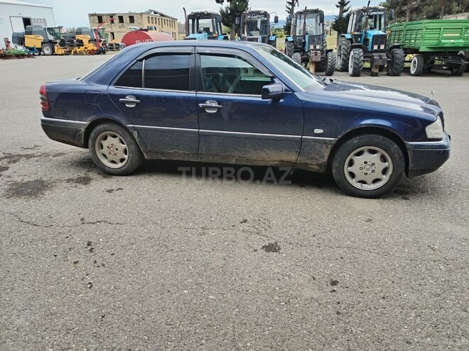 Mercedes C 220 1995, 379,892 km - 2.2 l - Tovuz