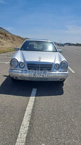 Mercedes E 200 1996, 304,000 km - 2.0 l - Bakı