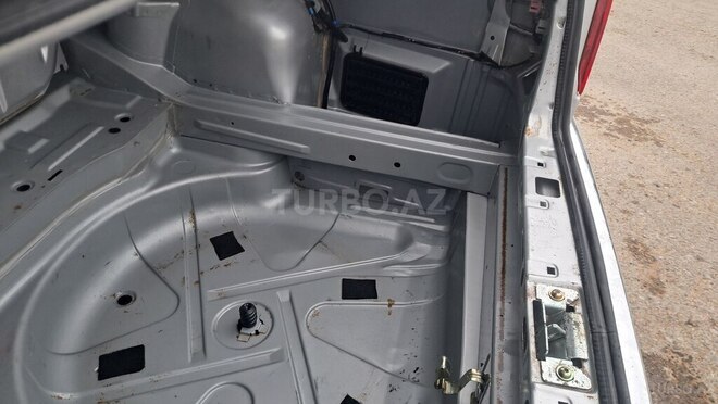 Mercedes E 200 1996, 304,000 km - 2.0 l - Bakı