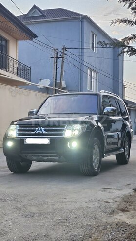 Mitsubishi Pajero 2008, 166,000 km - 3.0 л - Bakı
