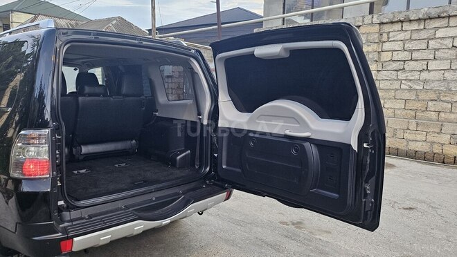Mitsubishi Pajero 2008, 166,000 km - 3.0 л - Bakı