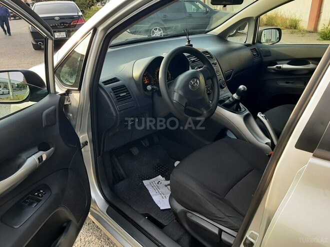 Toyota Auris 2008, 236,000 km - 1.4 l - Sumqayıt