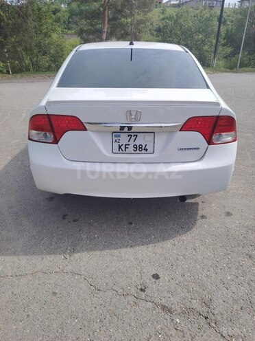 Honda Civic 2011, 33,796 km - 1.3 l - Qusar