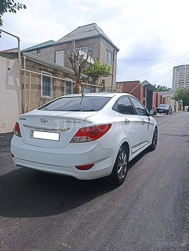 Hyundai Accent 2012, 146,271 km - 1.6 l - Bakı