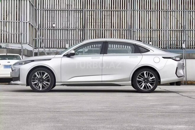 Changan Qiyuan A05 2025, 0 km - 1.5 л - Bakı