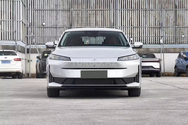 Changan Qiyuan A05 2025, 0 km - 1.5 л - Bakı