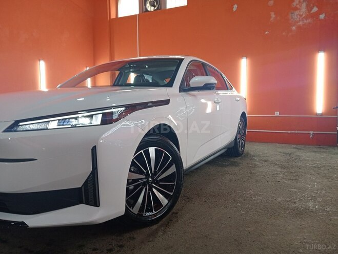 Changan Qiyuan A05 2025, 1 km - 1.5 л - Bakı