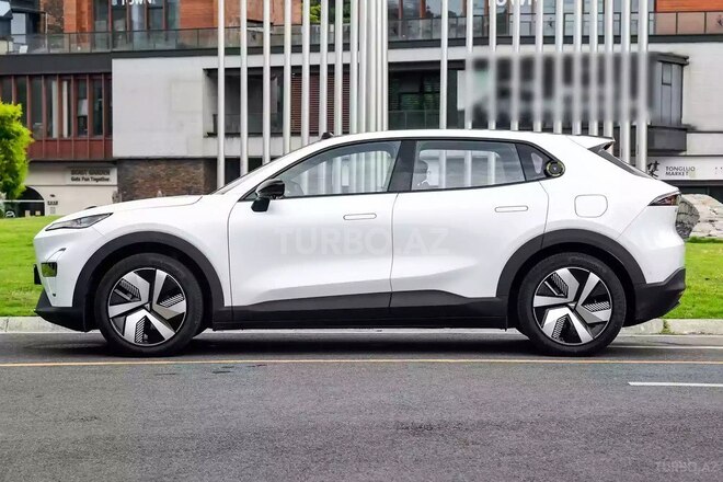 Changan  2025, 5 km - 1.5 л - Bakı