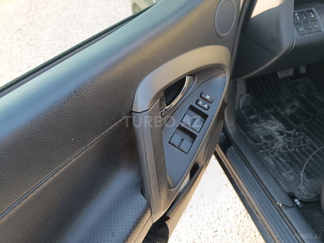 Toyota RAV4 2009, 254,000 km - 2.2 л - Bakı