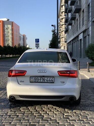 Audi A6 2014, 130,000 km - 3.0 l - Bakı