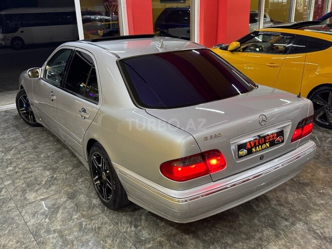 Mercedes E 320 2000, 295,000 km - 3.2 l - Sumqayıt