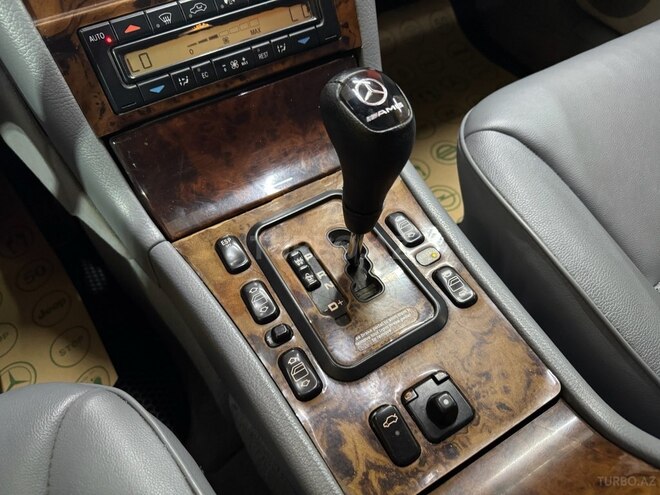Mercedes E 320 2000, 295,000 km - 3.2 l - Sumqayıt