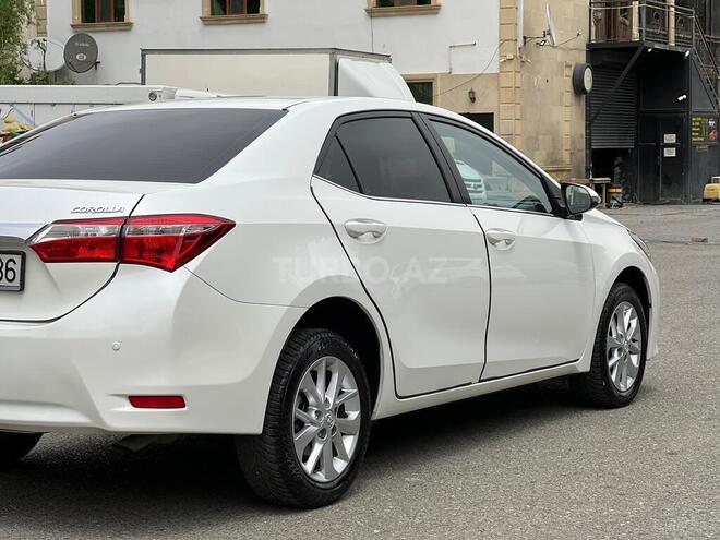 Toyota Corolla 2014, 189,000 km - 1.6 л - Bakı
