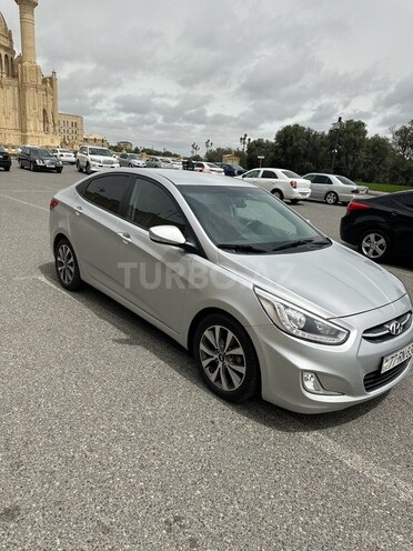 Hyundai Accent 2015, 228,000 km - 1.6 l - Bakı