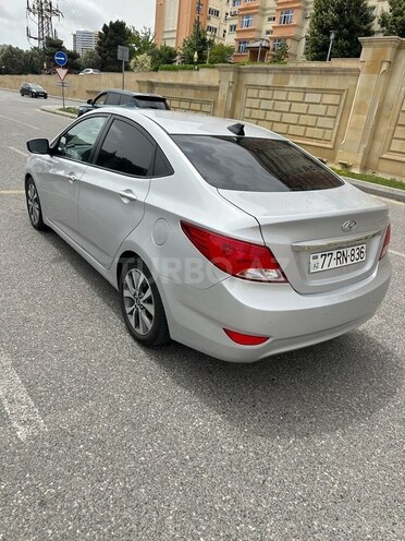 Hyundai Accent 2015, 228,000 km - 1.6 l - Bakı
