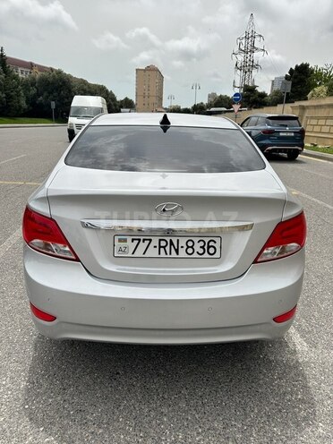 Hyundai Accent 2015, 228,000 km - 1.6 l - Bakı