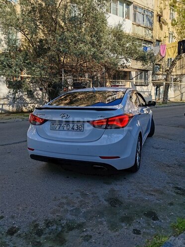 Hyundai Avante 2015, 129,000 km - 1.6 л - Bakı