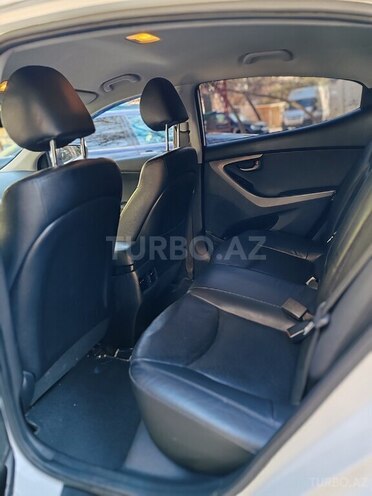 Hyundai Avante 2015, 129,000 km - 1.6 л - Bakı