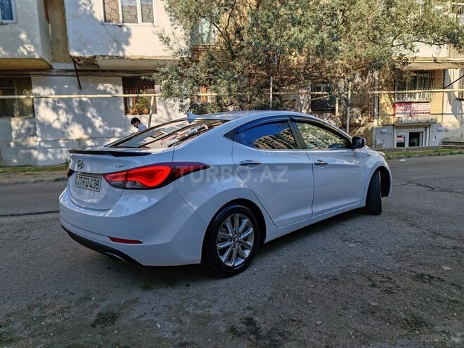 Hyundai Avante 2015, 129,000 km - 1.6 л - Bakı