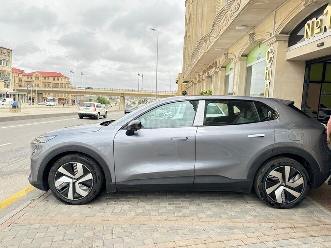 Changan Deepal S05-4