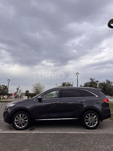 Kia Sorento-14