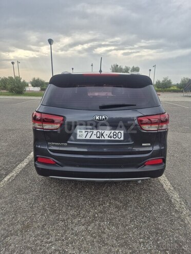 Kia Sorento-15