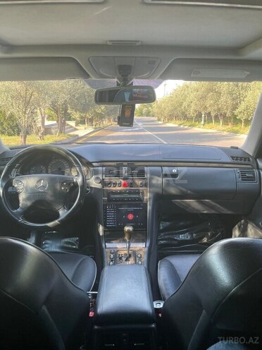Mercedes E 320 2001, 600,000 km - 3.2 l - Ağdam