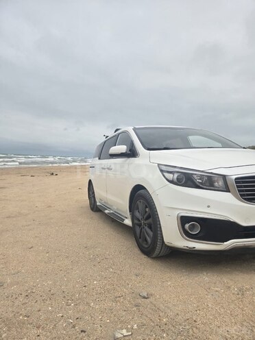 Kia Carnival 2015, 211,000 km - 2.2 l - Bakı